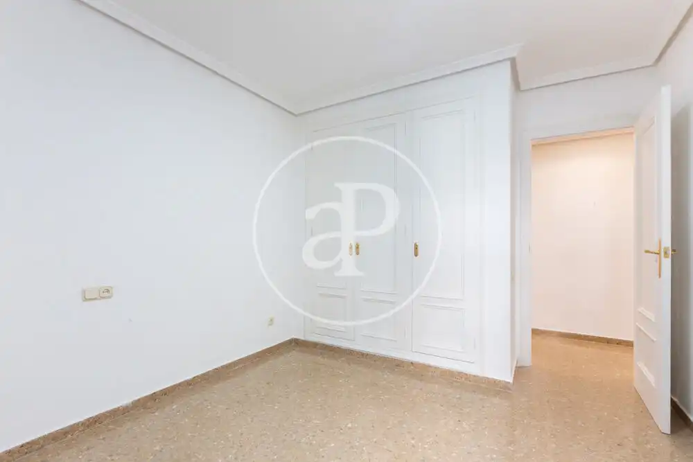 Habitación de Piso en venta en Valencia con Aire acondicionado, Calefacción y Balcón
