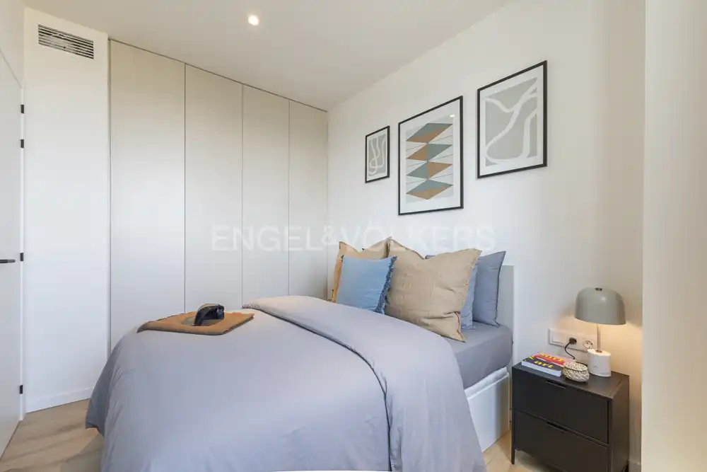 Habitación de Estudio de alquiler en Alcobendas con Aire acondicionado, Calefacción y Jardín privado