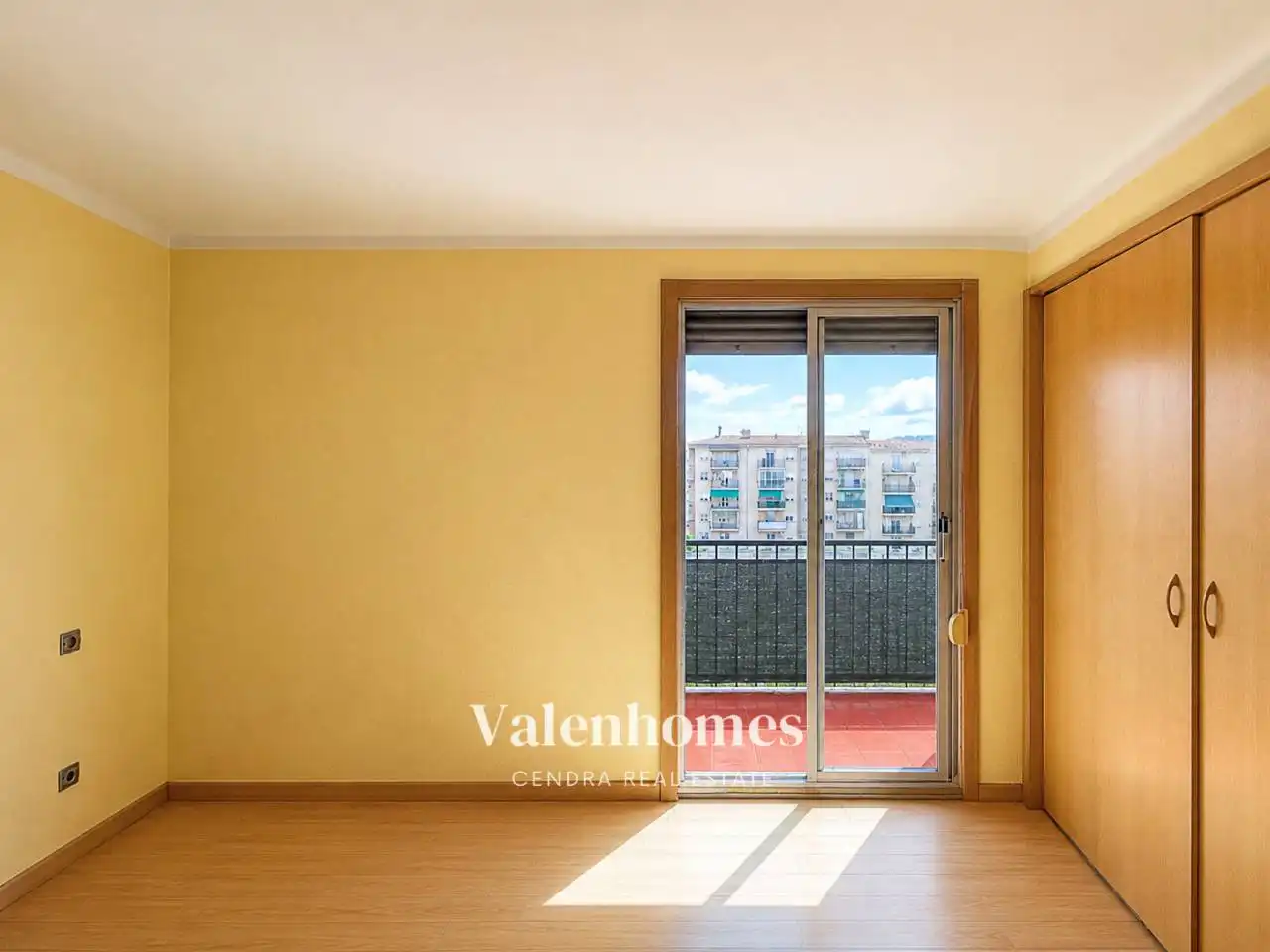 Bedroom of Flat for sale in Sant Celoni  with Parquet flooring and Balcony