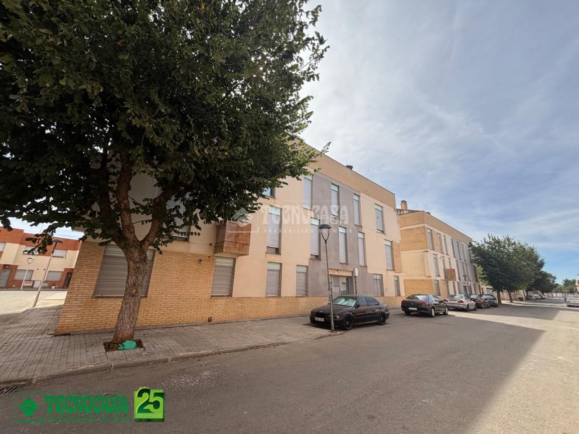 Vista exterior de Pis en venda en Malagón amb Calefacció