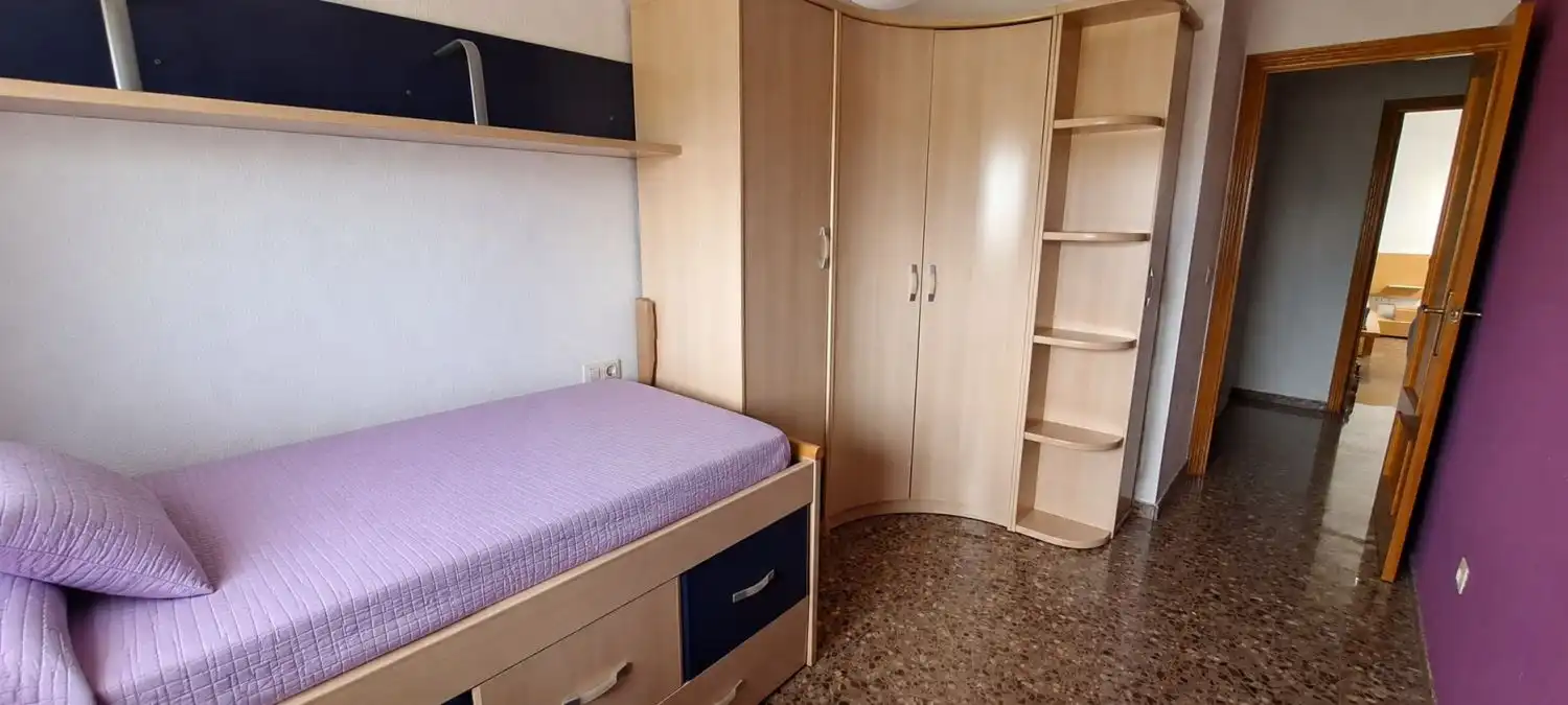 Dormitori de Pis en venda en Castellón de la Plana / Castelló de la Plana amb Aire condicionat, Traster i Balcó