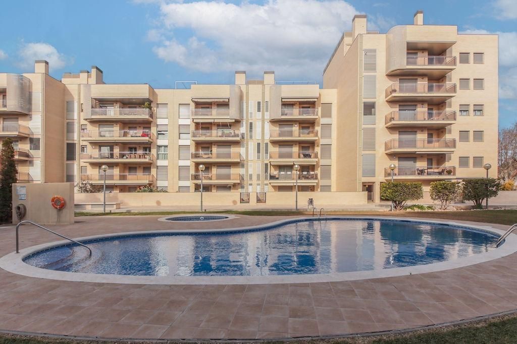 Swimming pool of Flat for sale in Calafell  with Heating, Private garden and Community pool
