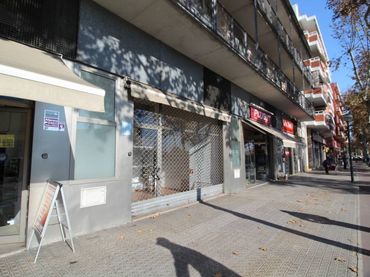 Local comercial de lloguer a Rambla Exposició
