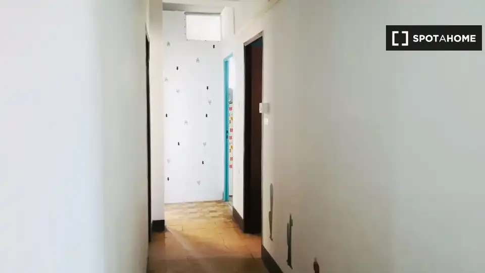 Room in Casco Vello