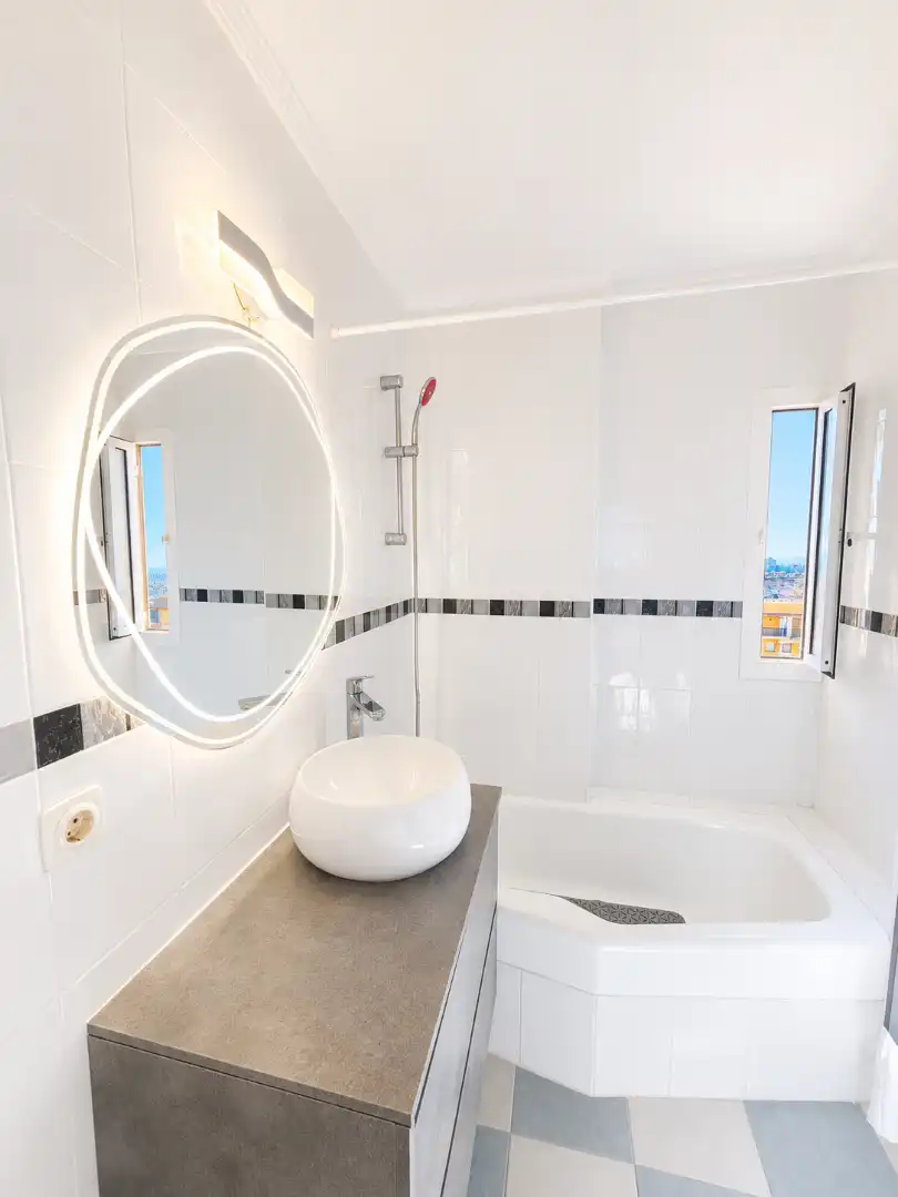 Bathroom of Apartments for sale in Benalmádena  with Terrace and Furnished