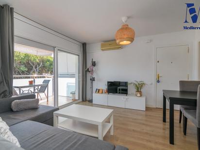 Sala d'estar de Apartament en venda en Castelldefels amb Aire condicionat i Terrassa