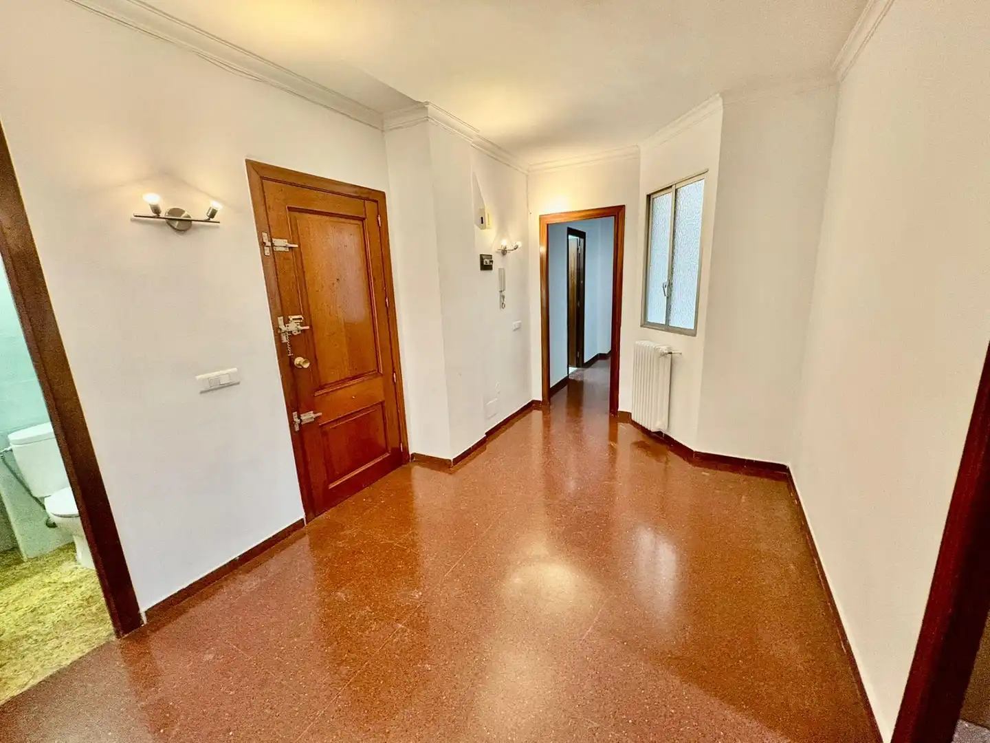 Flat for sale in San Mateo