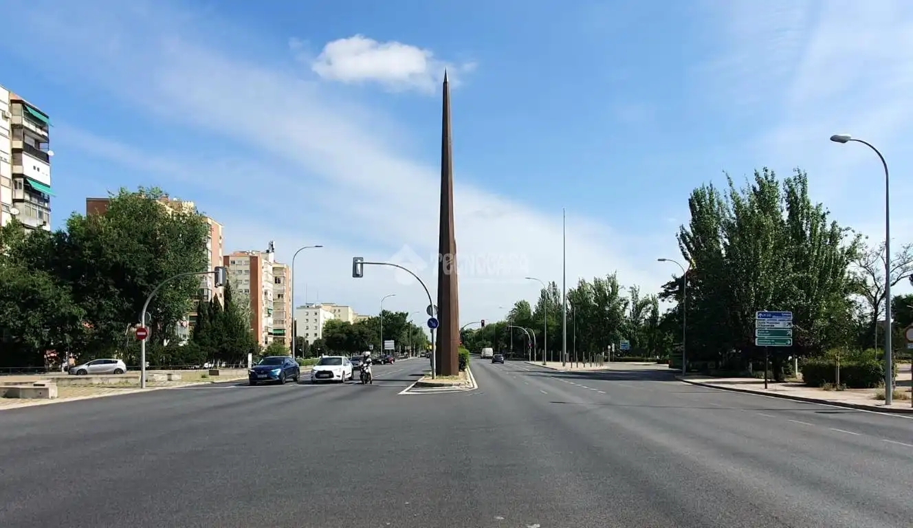 Vista exterior de Pis en venda en Madrid