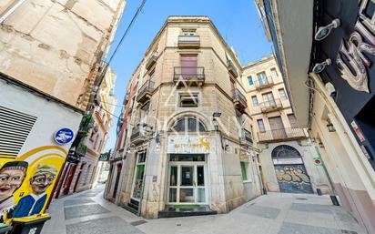 Exterior view of Flat for sale in Reus  with Air Conditioner