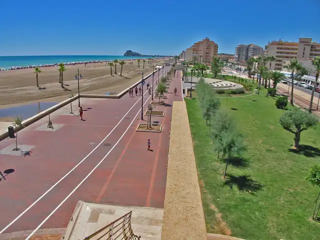 Vista exterior de Casa o xalet de lloguer en Peñíscola / Peníscola amb Aire condicionat, Calefacció i Terrassa