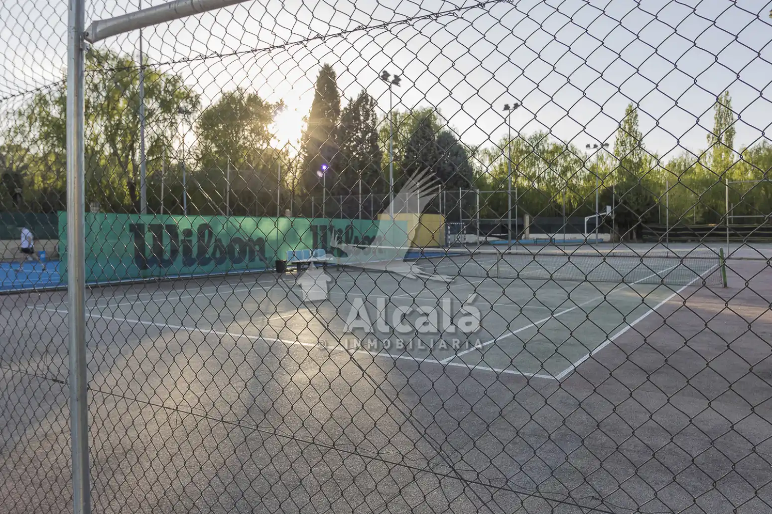 Parking de Piso en venta en Alcalá de Henares con Aire acondicionado, Calefacción y Parquet
