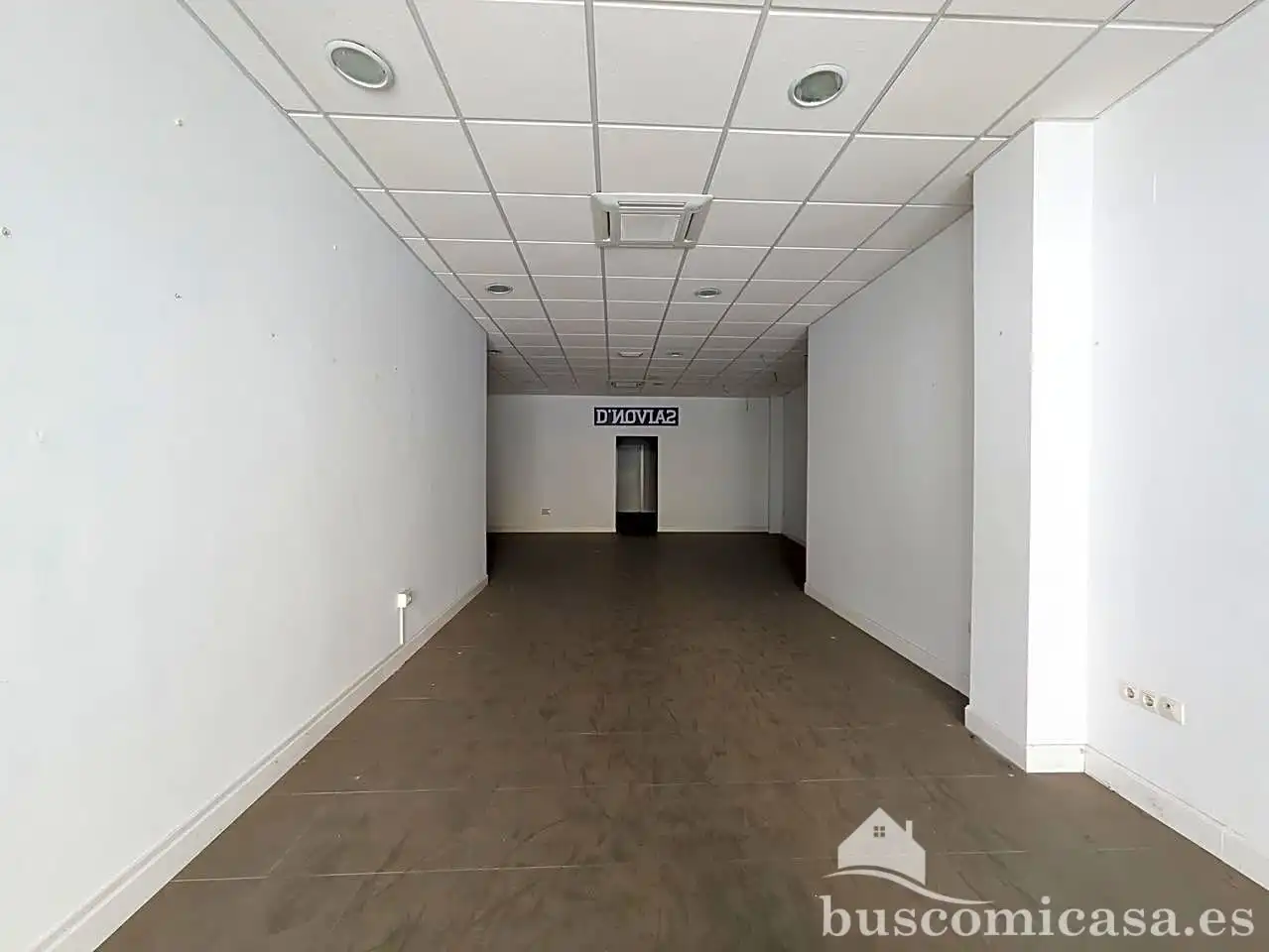 Local comercial en venda a Gumersindo Azcárate, imagen 2