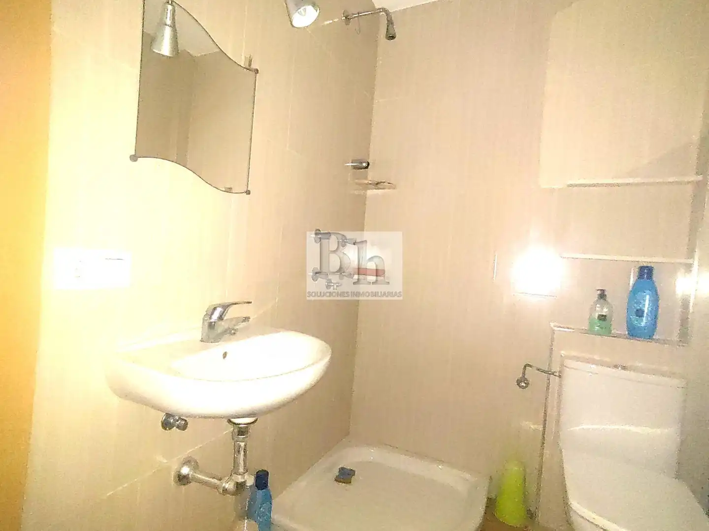 Bathroom of Commercial properties for sale in Alhaurín de la Torre  with Air Conditioner and Furnished