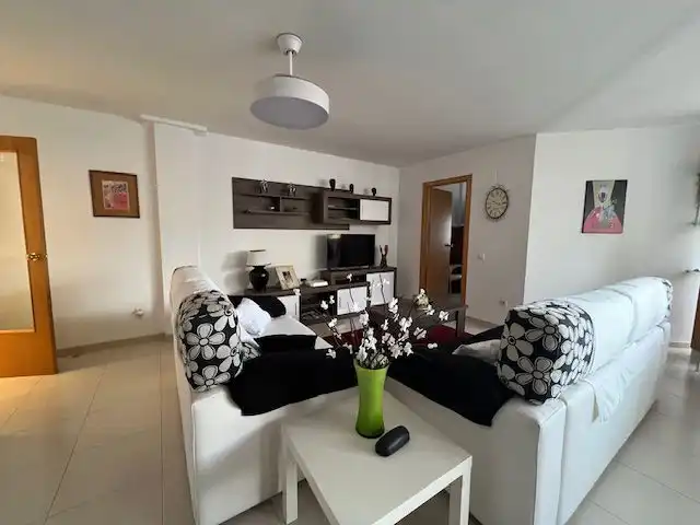 Sala d'estar de Pis en venda en La Ràpita amb Traster i Balcó