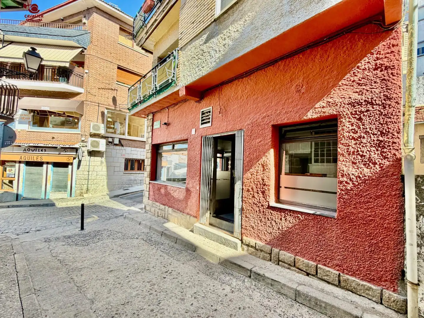 Vista exterior de Local de alquiler en Cercedilla
