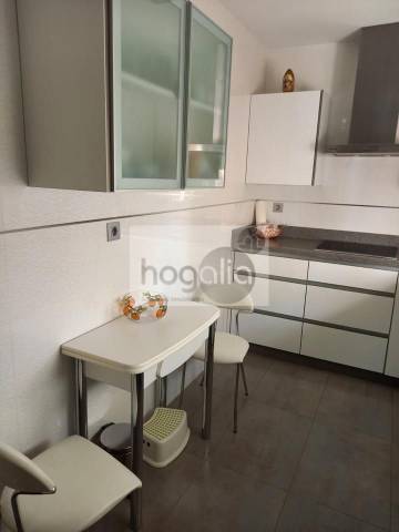 Ático en Alquiler en La Calzada - La Florida