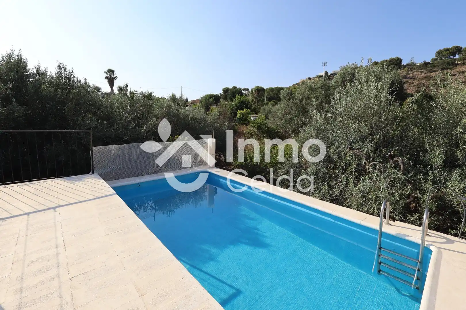 Piscina de Casa o xalet en venda en Torrent amb Aire condicionat, Calefacció i Jardí privat