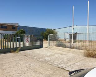 Exterior view of Industrial buildings for sale in Zaidín