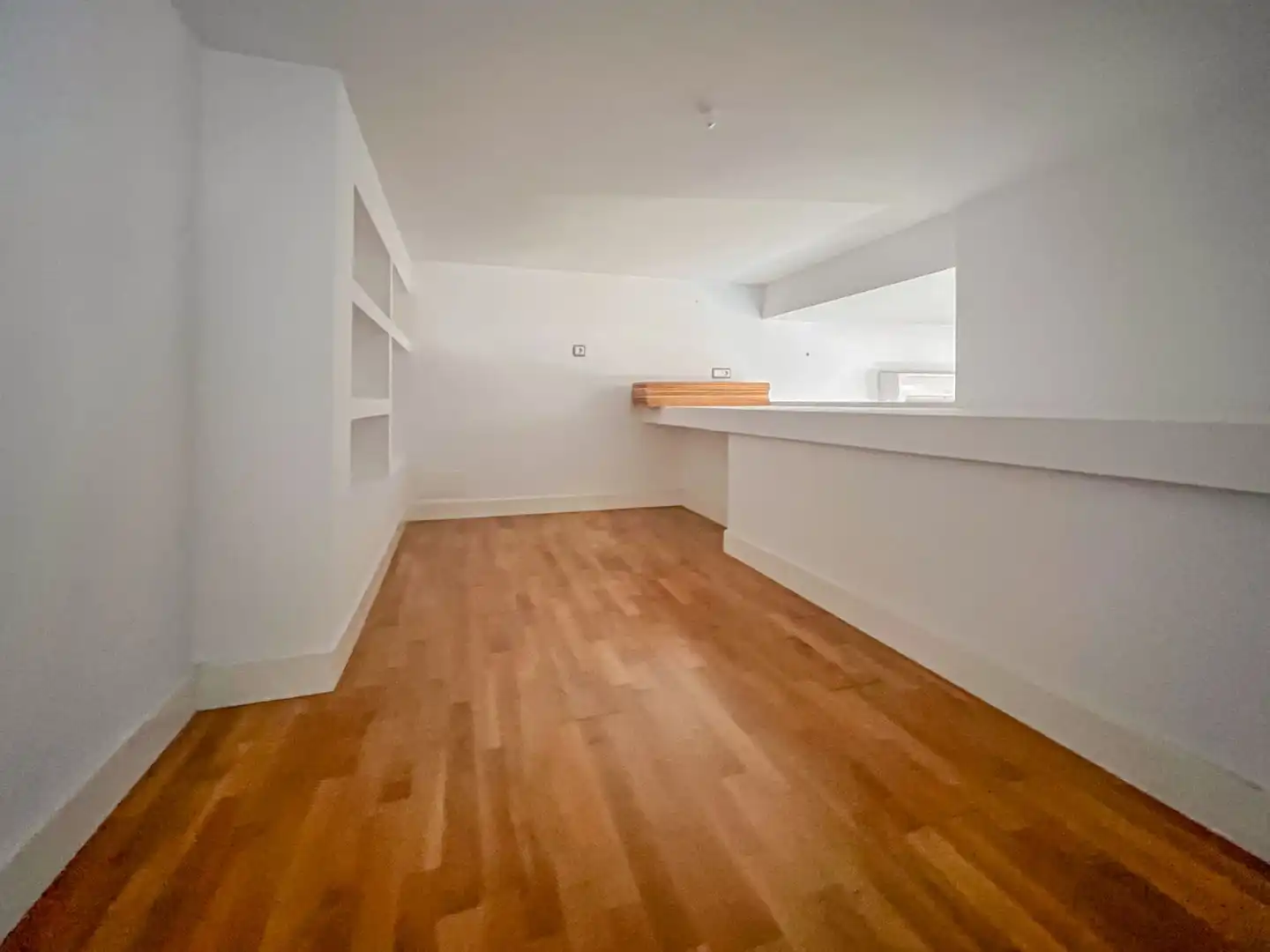 Wohnung zur Miete in Sevilla mit Klimaanlage, Heizung und Abstellraum