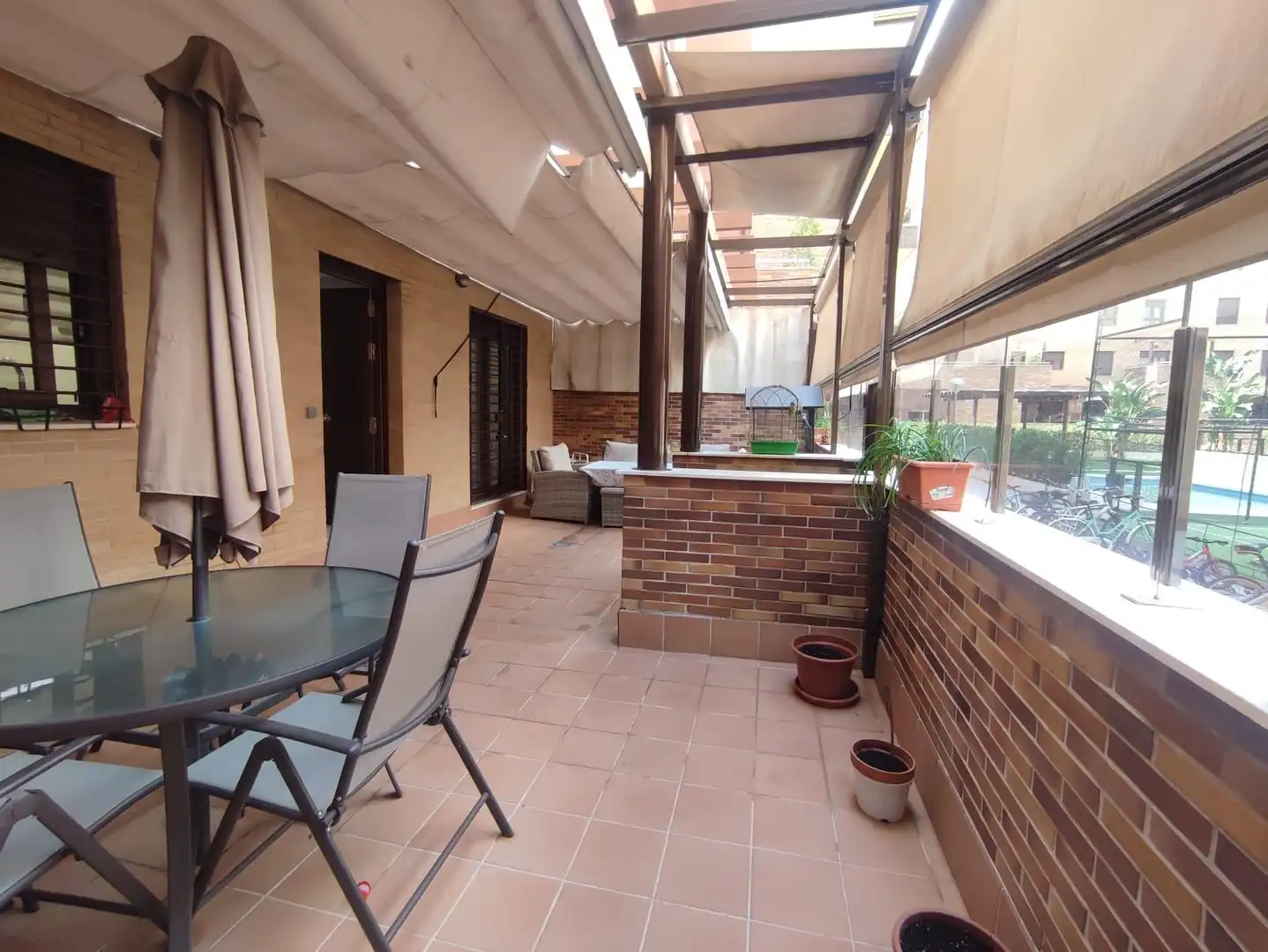 Piso con piscina en venta en Poniente-Sur, imagen 2