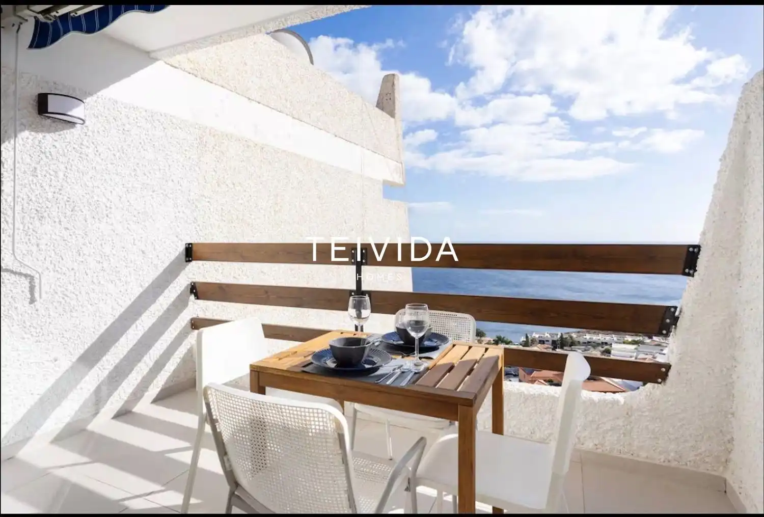 Terraza de Piso en venta en El Rosario con Terraza y Amueblado
