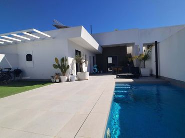 Maison avec piscine à vendre à Roldán