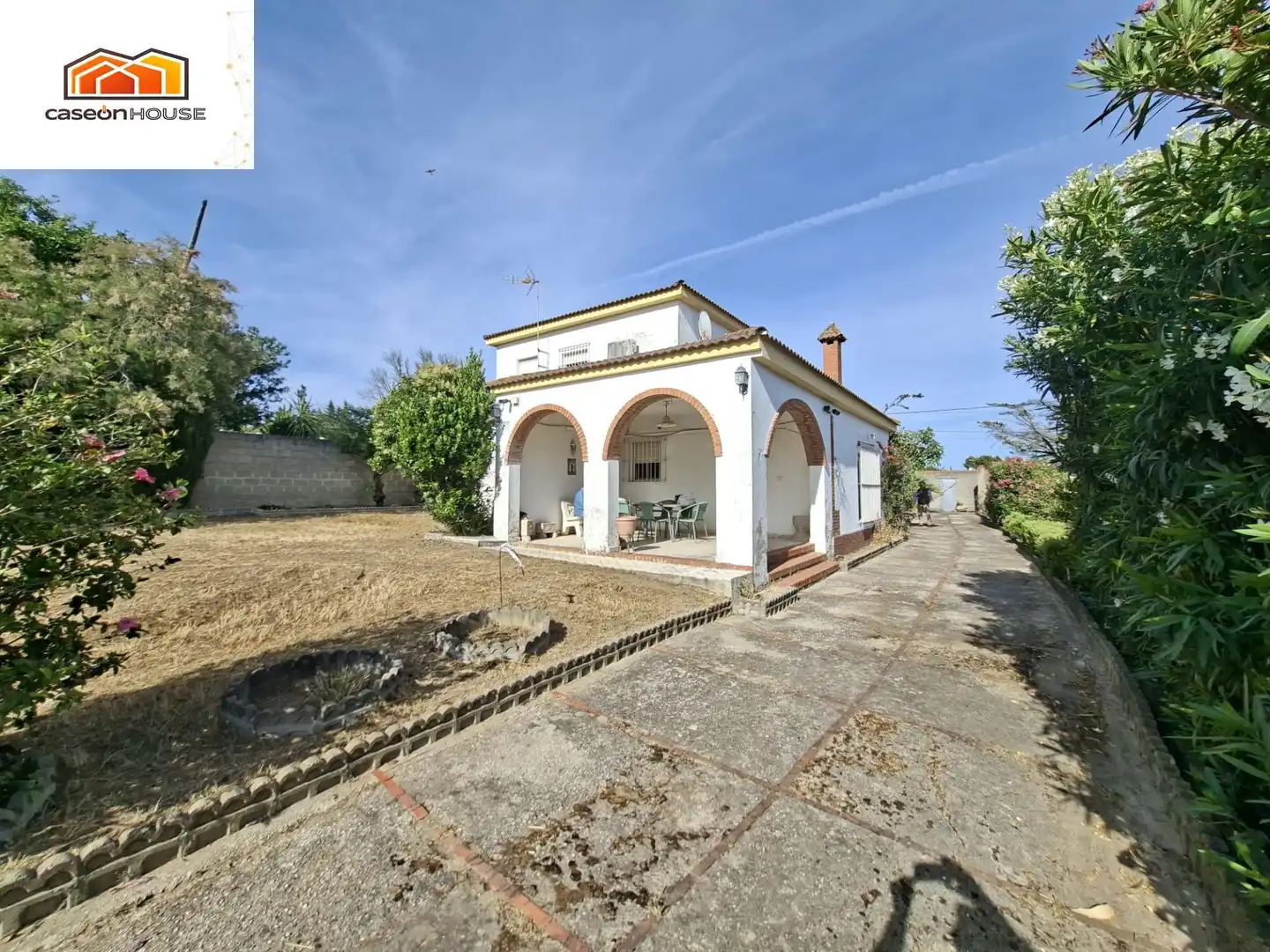 Jardín de Casa o chalet en venta en Chiclana de la Frontera con Terraza y Piscina comunitaria