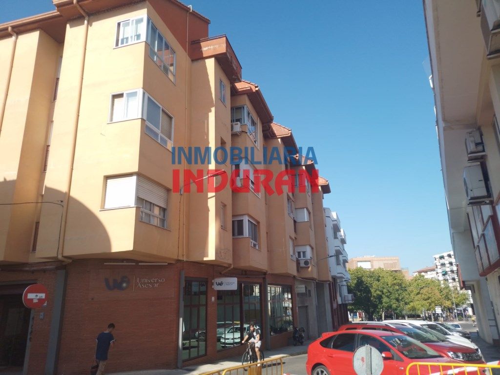 Exterior view of Duplex for sale in Navalmoral de la Mata