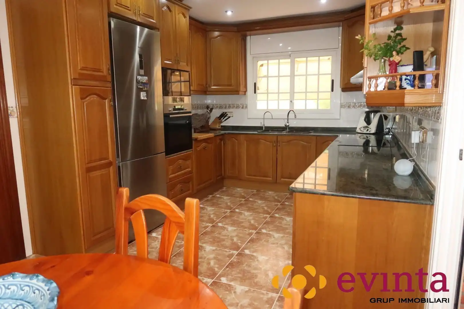 Cocina de Casa o chalet en venta en Vallirana con Calefacción, Jardín privado y Terraza