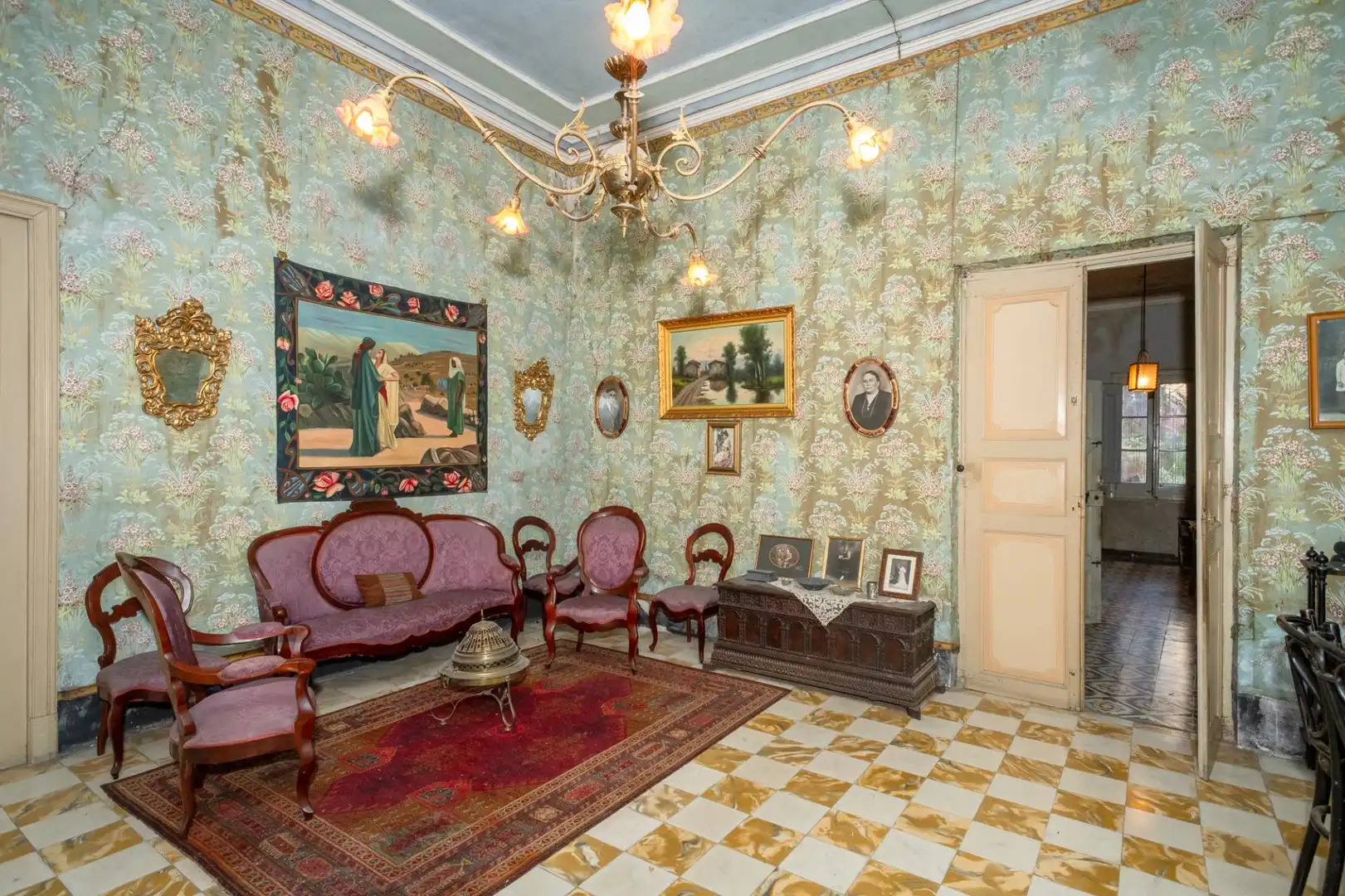 Sala de estar de Casa o chalet en venta en Besalú con Jardín privado, Terraza y Amueblado