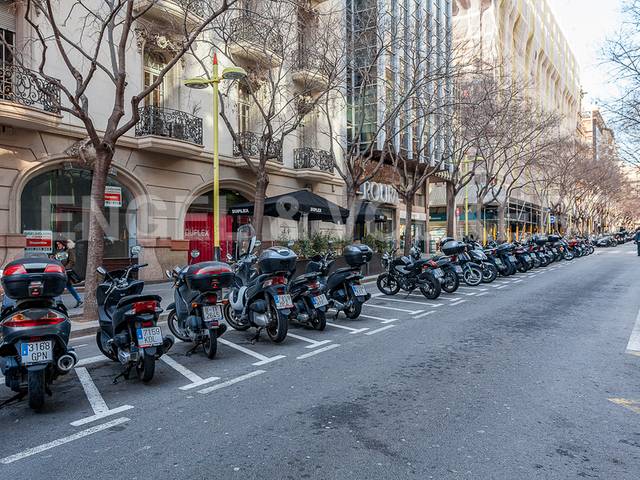 Local comercial en Venta en Sant Gervasi- Galvany