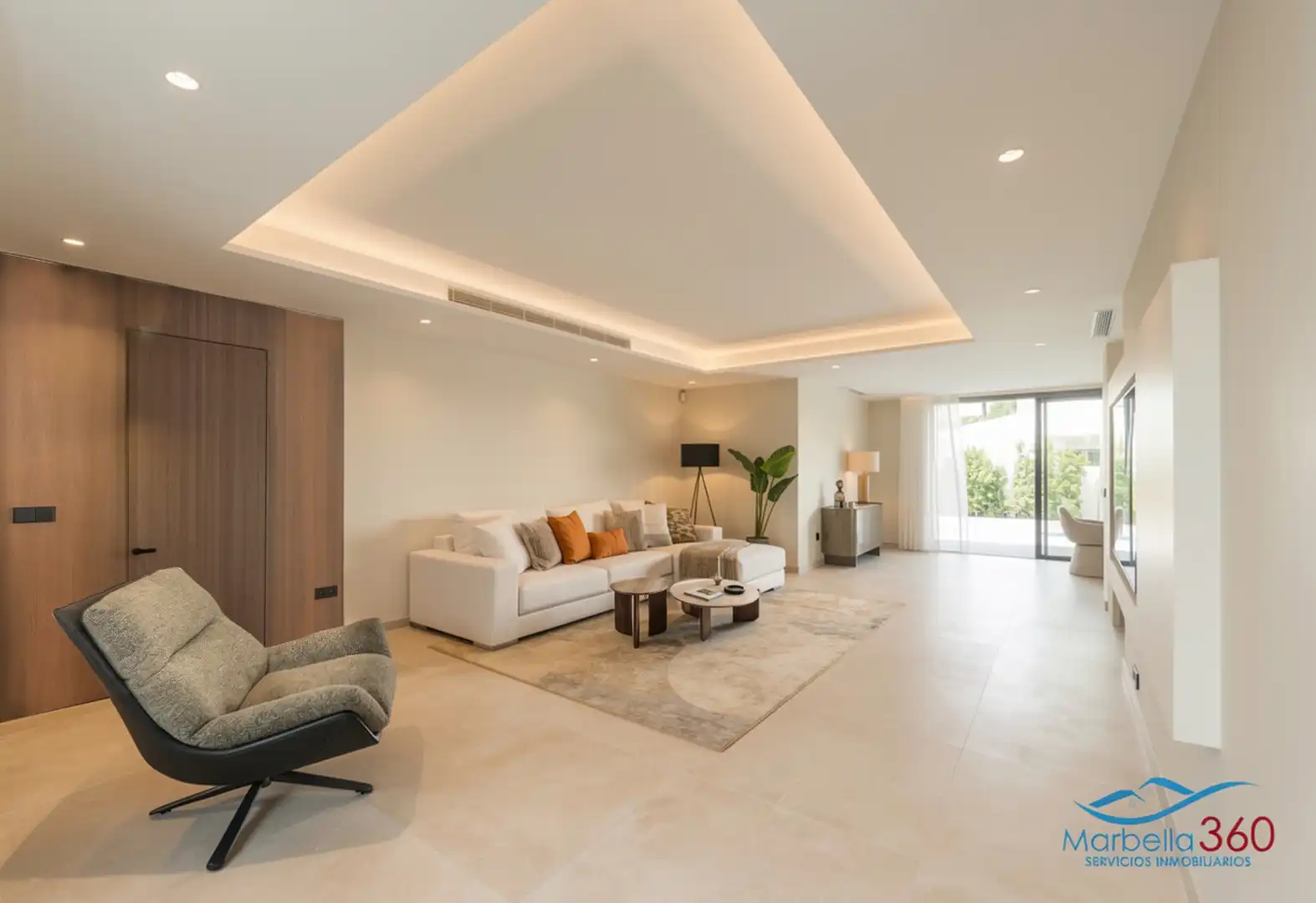 Sala de estar de Casa o chalet en venta en Estepona con Aire acondicionado, Calefacción y Jardín privado