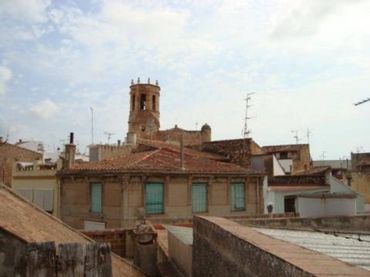 Casa a schiera con balcone in vendita a Calle Alcalde Sanmarti 11