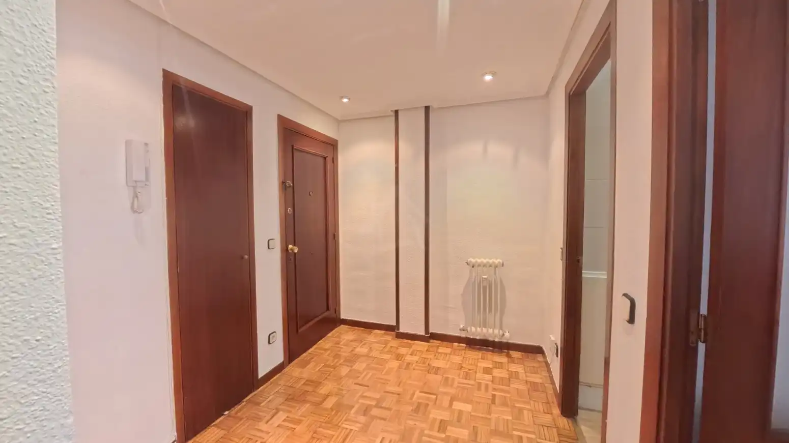 Piso en venta en  Logroño con Calefacción, Parquet y Amueblado