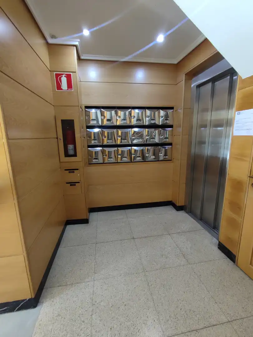 Piso en venta en A Coruña Capital  con Parquet, Terraza y Horno