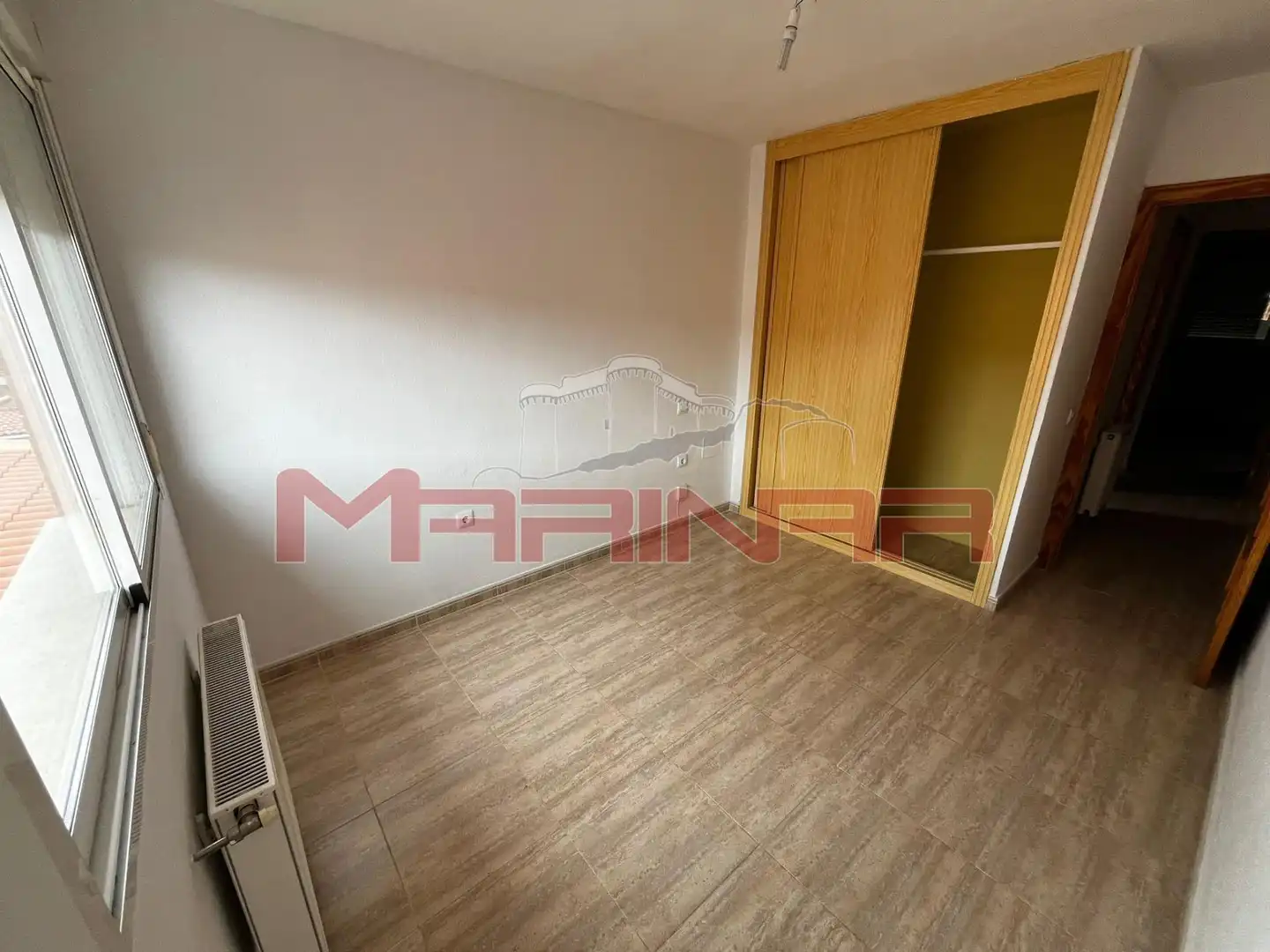 Habitación de Casa adosada en venta en Seseña con Calefacción y Jardín privado