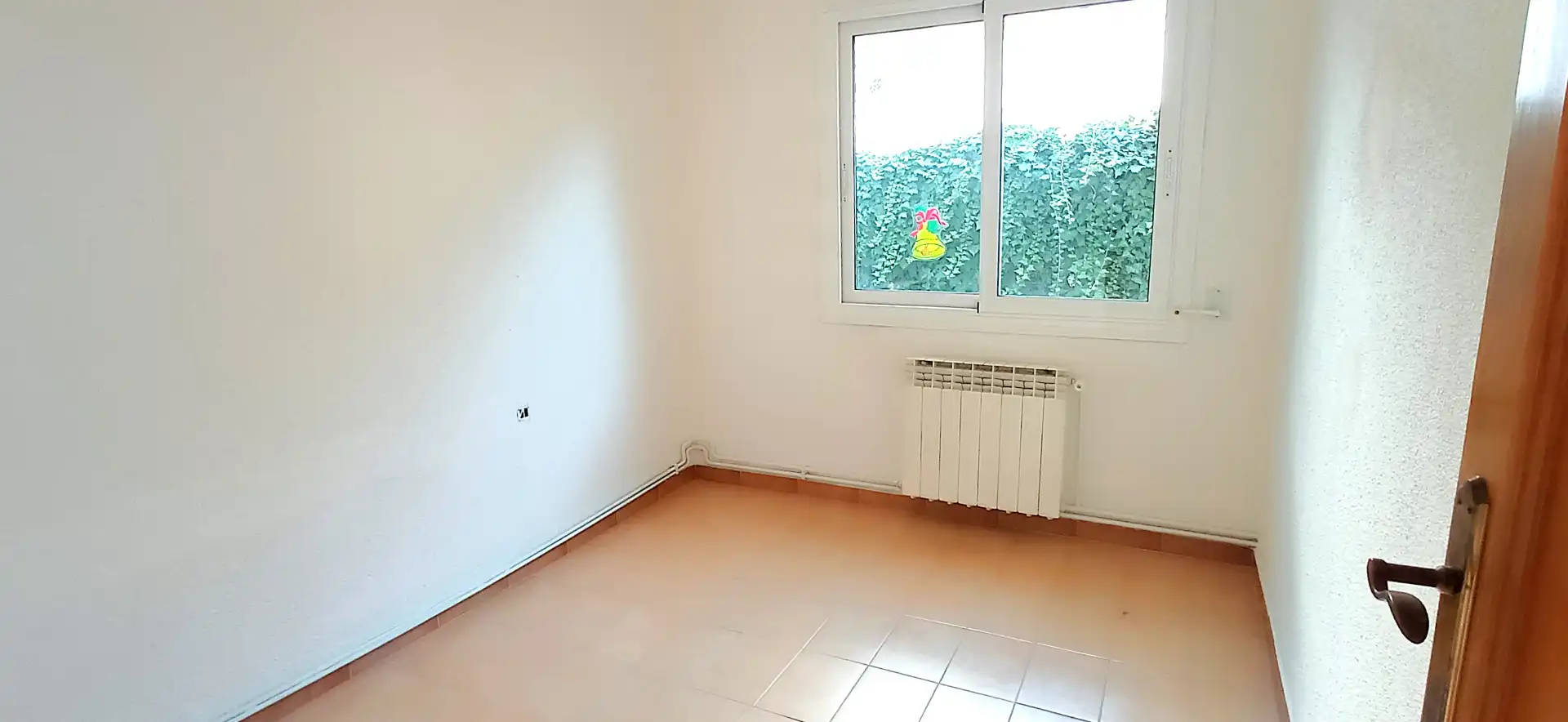 Dormitori de Casa o xalet en venda en Cerdanyola del Vallès amb Calefacció i Terrassa