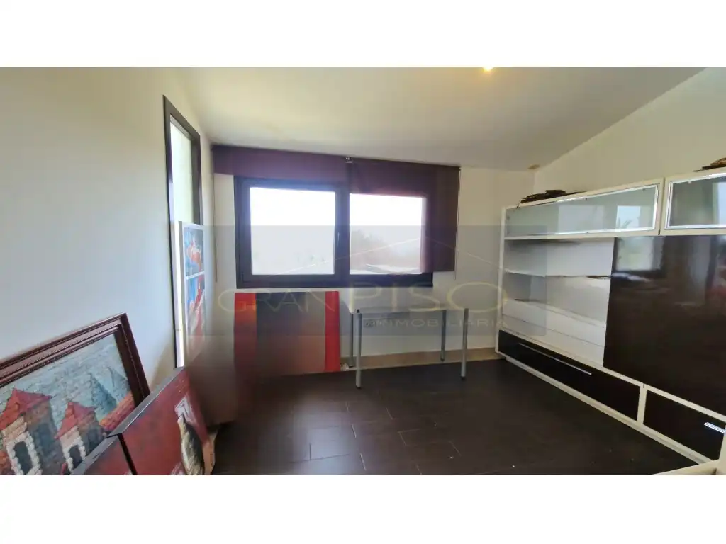 Habitación de Dúplex en venta en Estepona con Terraza y Piscina comunitaria
