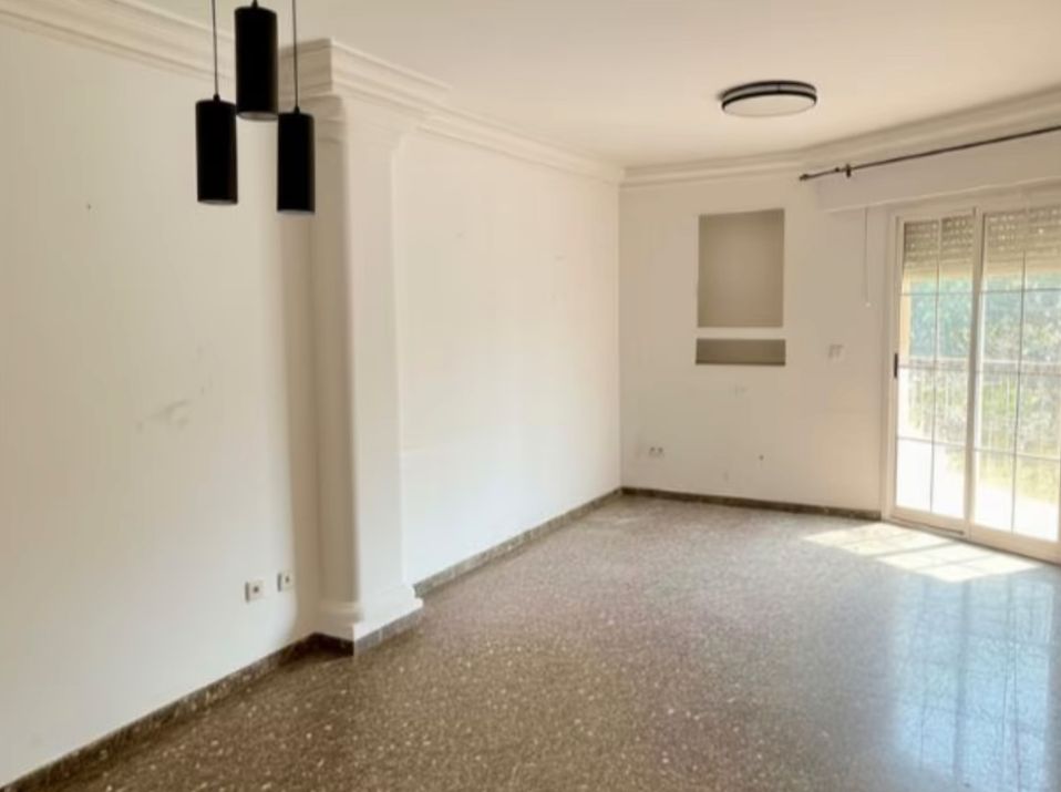 Piso de alquiler en Algemesí con Calefacción, Terraza y Horno