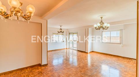 Foto 2 de Piso en venta en Isabel la Católica, Benalúa, Alicante / Alacant