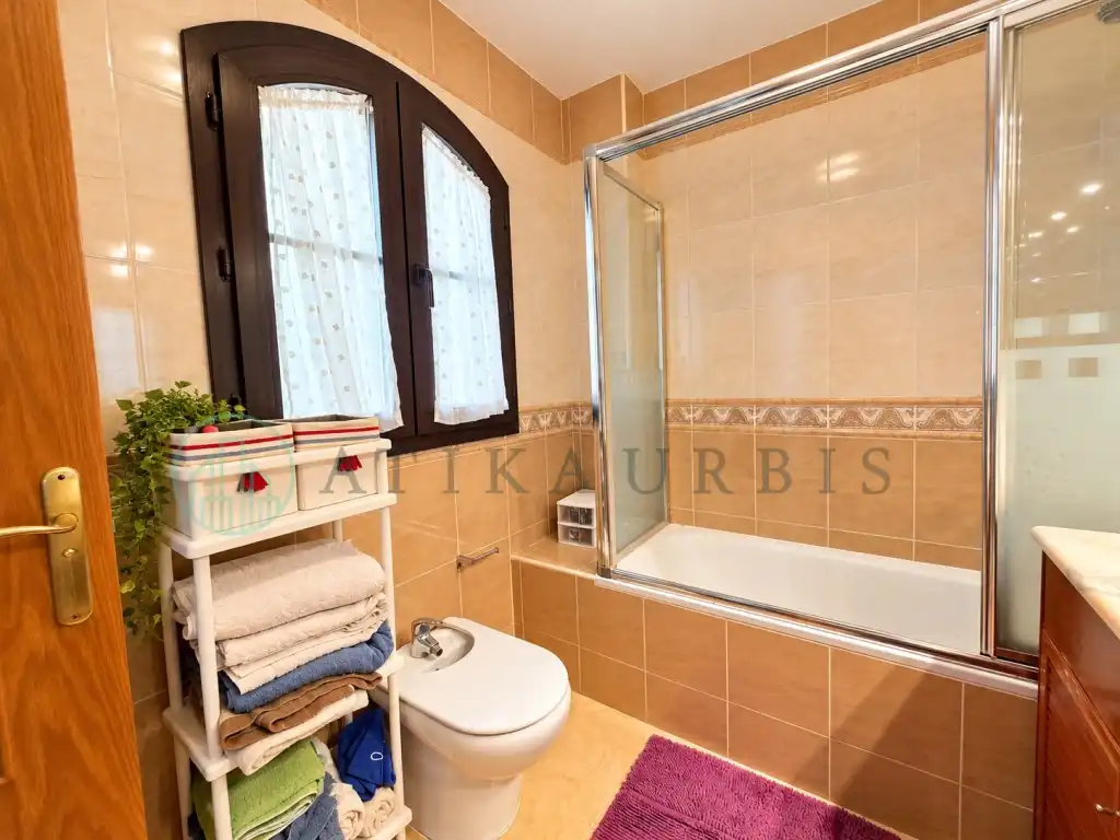 Bathroom of Detached homes for sale in Churriana