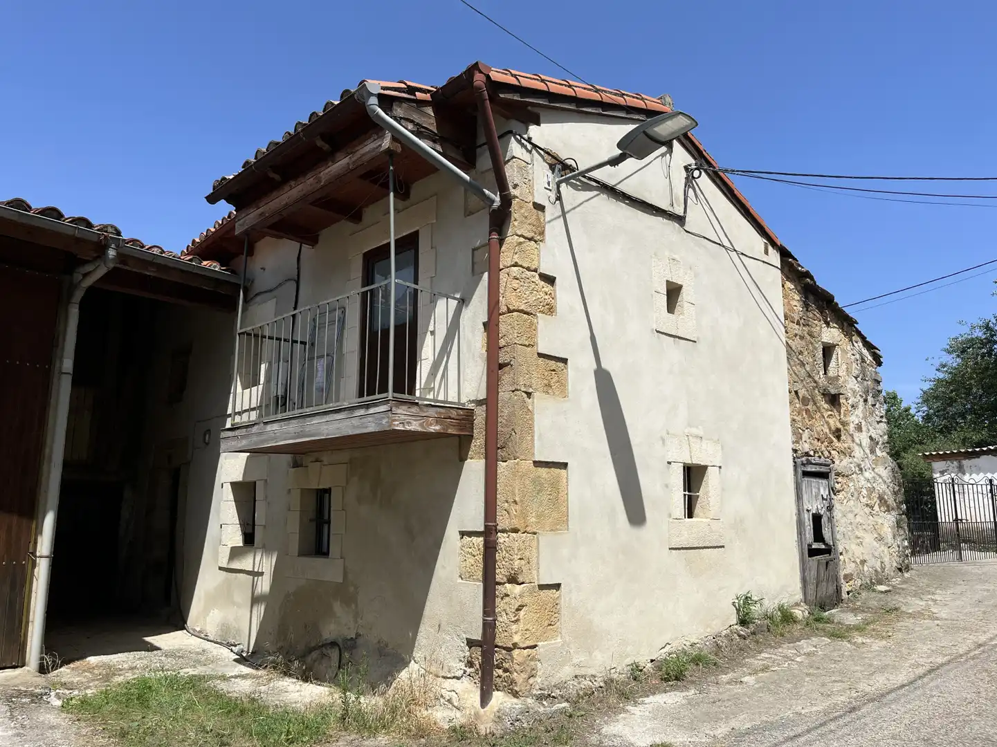 Vista exterior de Casa adosada en venta en Molledo
