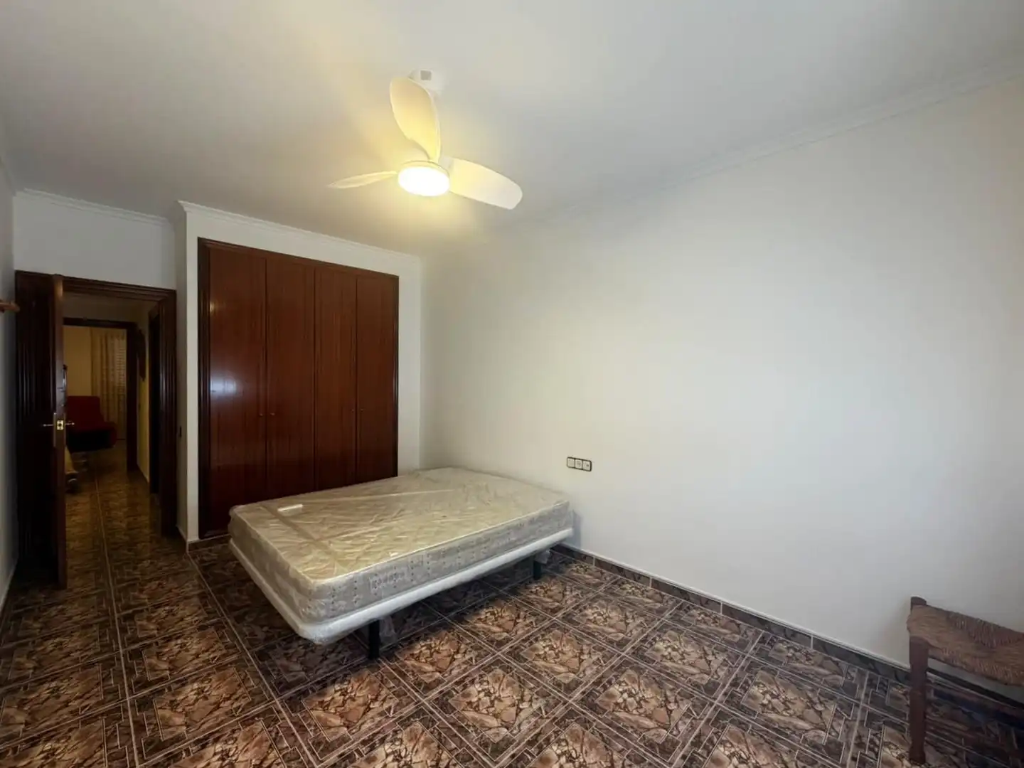 Houses for rent in Rafelbuñol / Rafelbunyol, Valencia