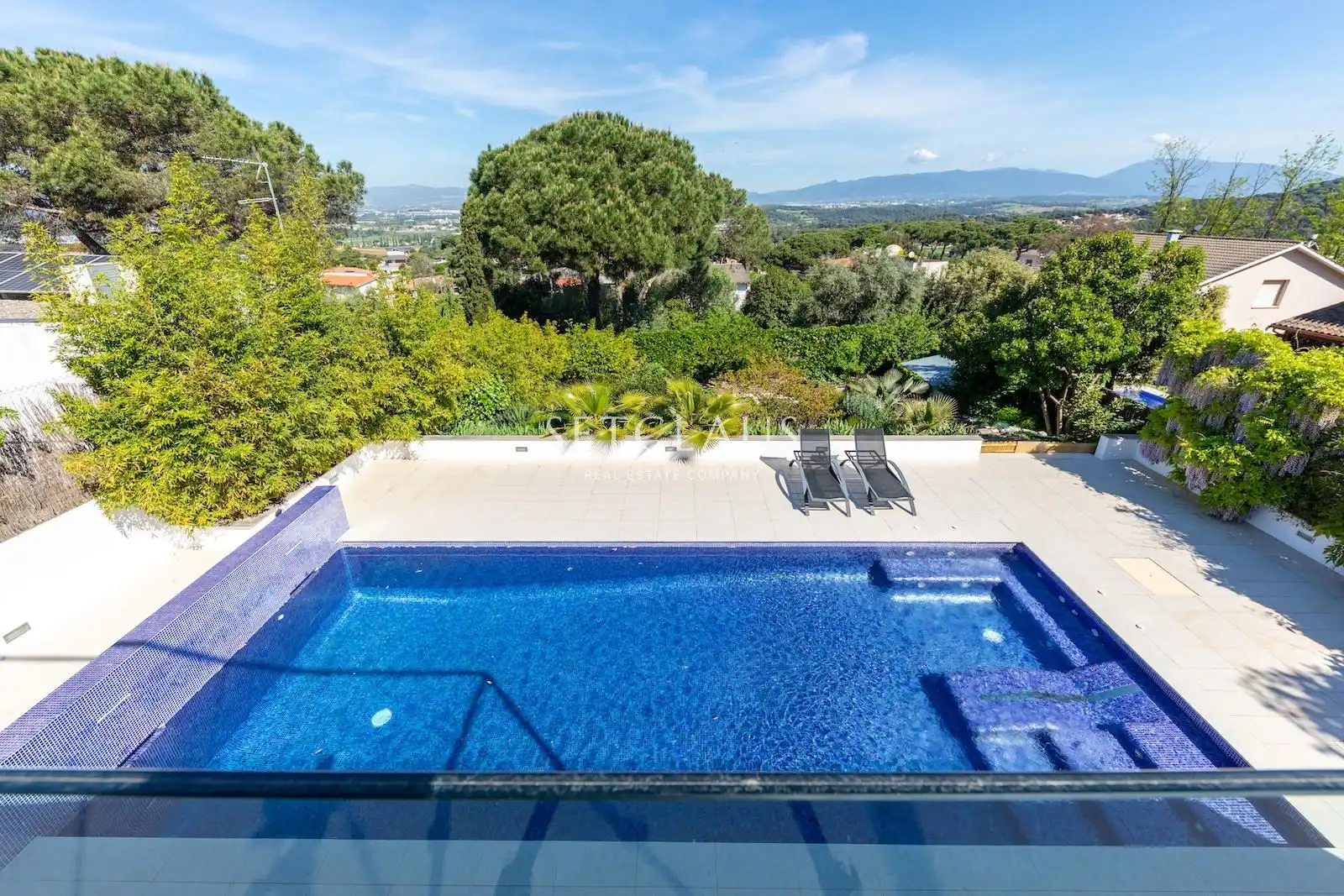 Piscina de Casa o chalet en venta en Vilanova del Vallès con Aire acondicionado, Calefacción y Jardín privado
