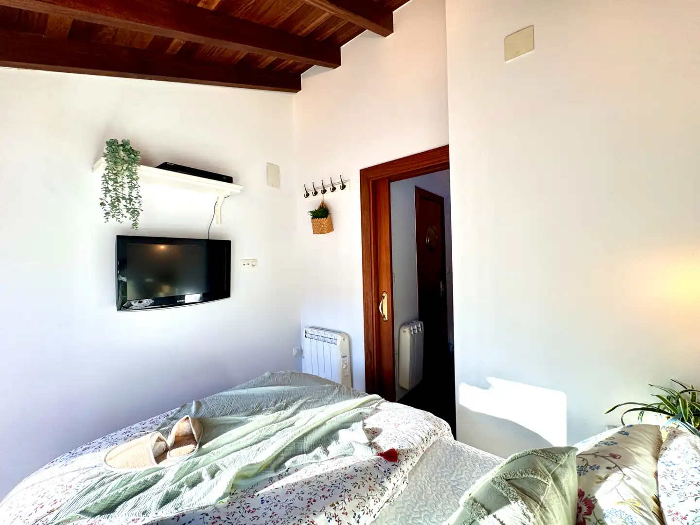 Habitación de Casa adosada en venta en Villaviciosa con Calefacción, Parquet y Amueblado