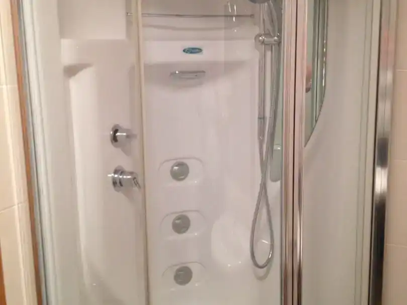 Bathroom of Flat for sale in A Pobra do Caramiñal, A Coruña