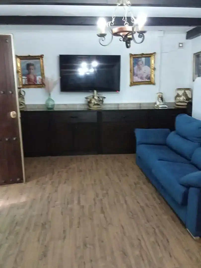 Sala d'estar de Finca rústica en venda en Pinos Puente amb Aire condicionat