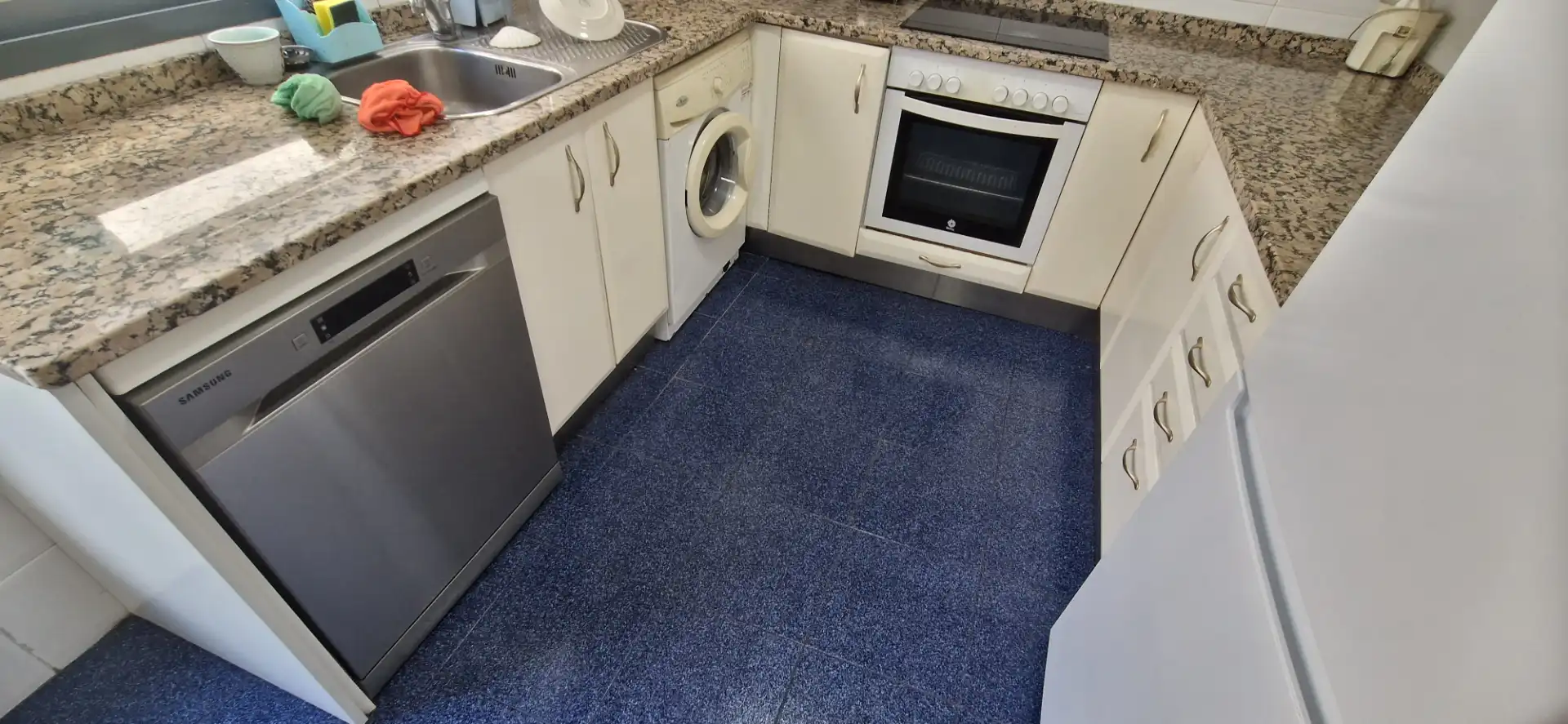 Kitchen of Detached homes for sale in Zaragoza  with Air Conditioner, Heating and Private garden