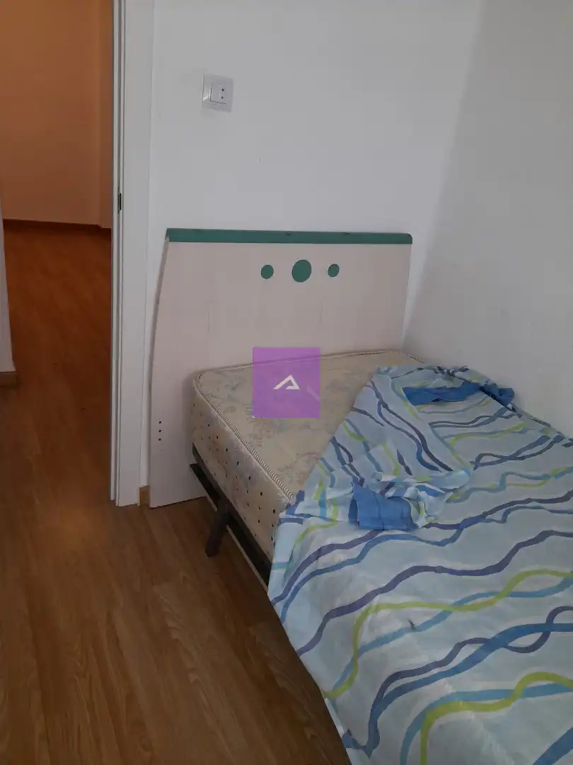 Habitación de Piso en venta en Catarroja con Amueblado y Balcón