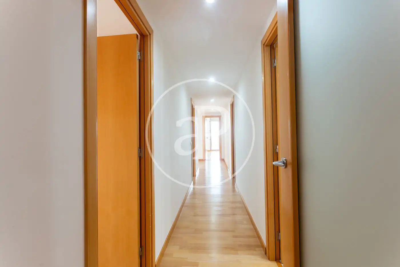 Wohnung zur Miete in Mataró mit Klimaanlage, Heizung und Terrasse